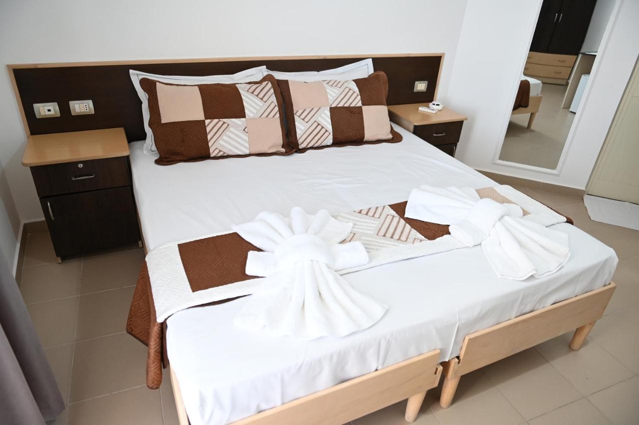 Vila Oxinn Kryemëdhej 외부 사진