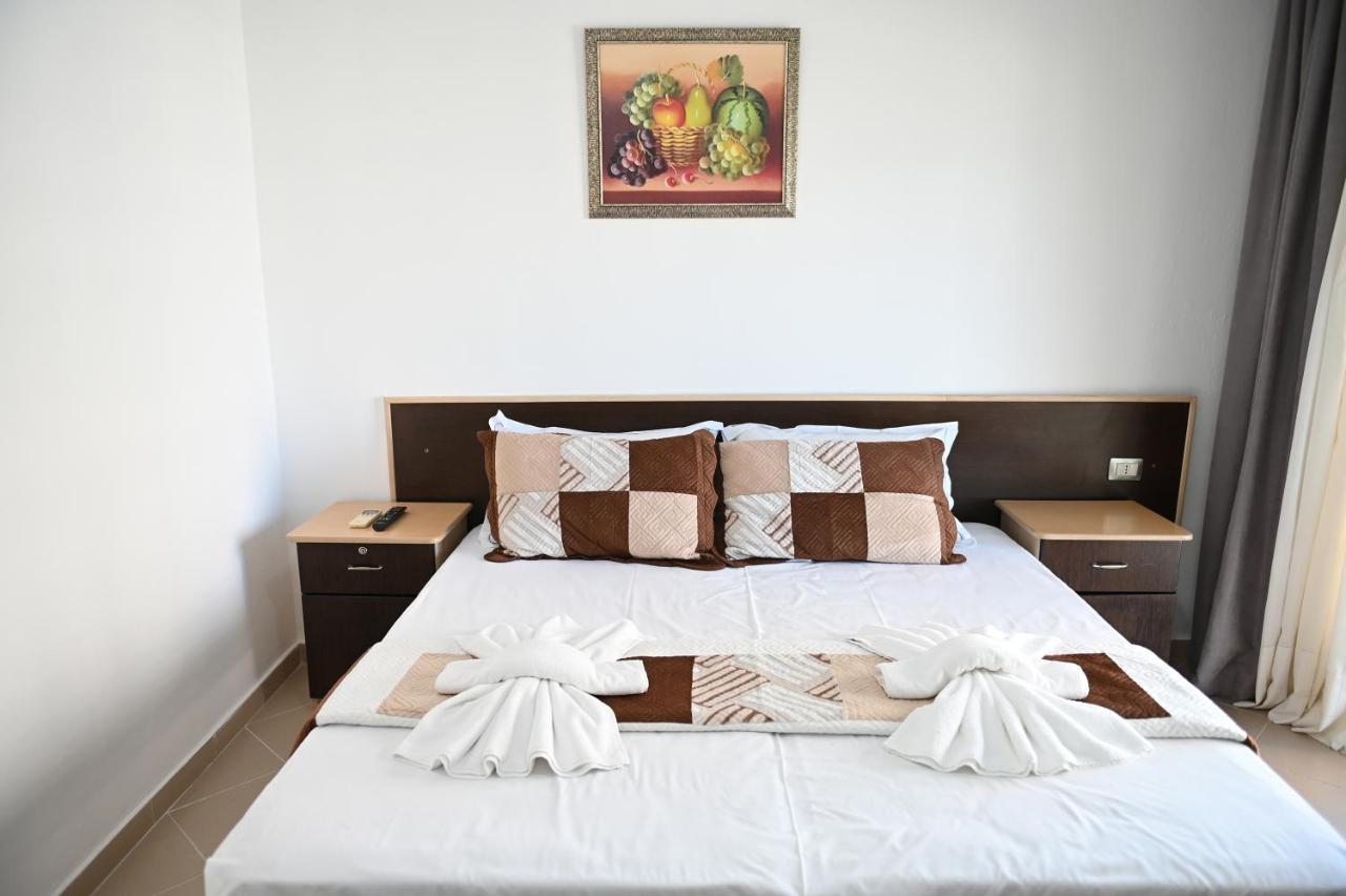 Vila Oxinn Kryemëdhej 외부 사진